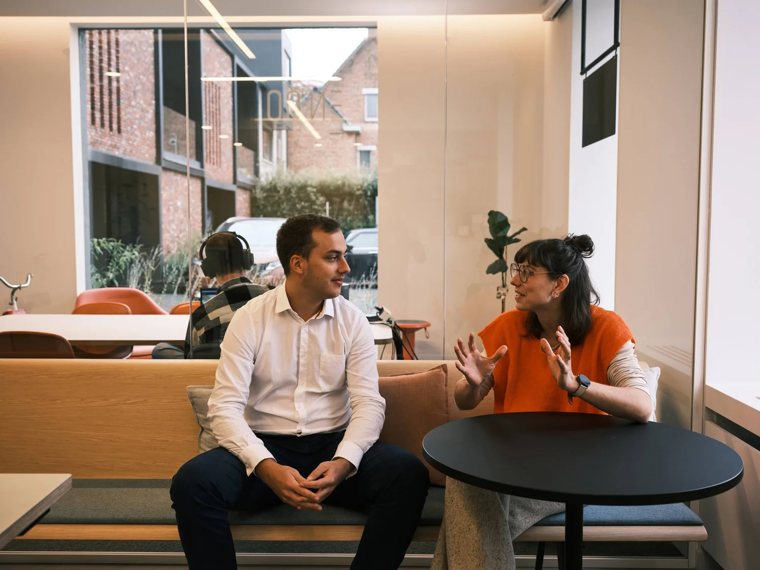 Plainsight experts reviewing a migration design together
